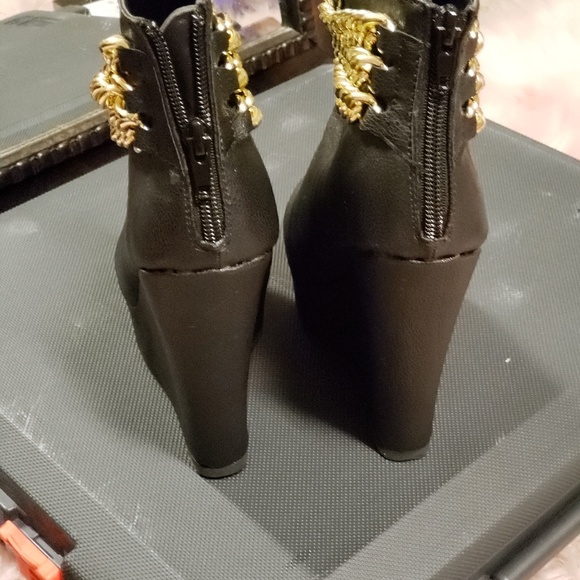 Booties - Picture 3 of 3